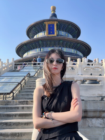万鹏