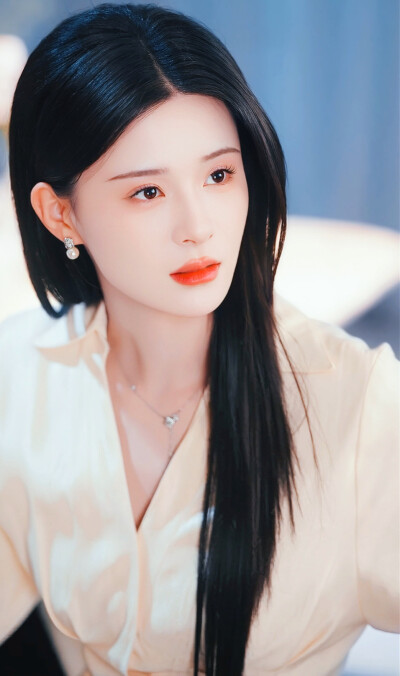 孟娜