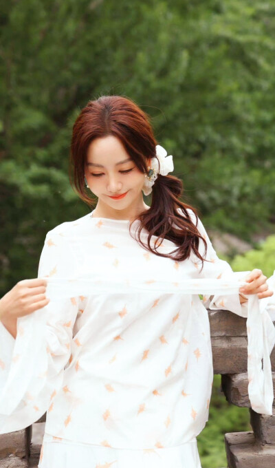 杨蓉