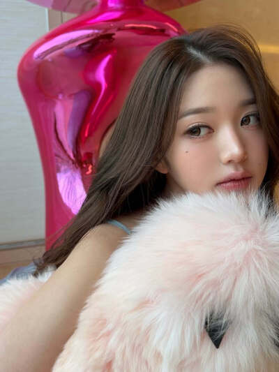 张元英 wonyoung