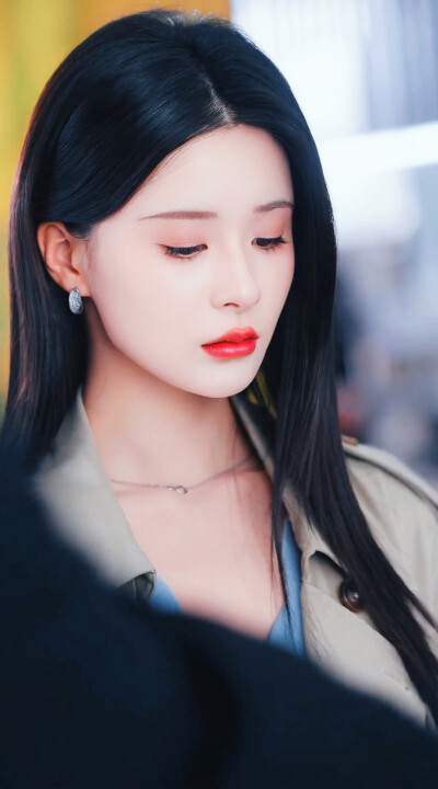 孟娜