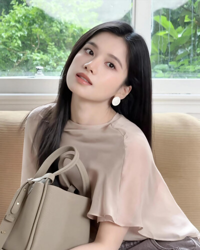 张婧仪