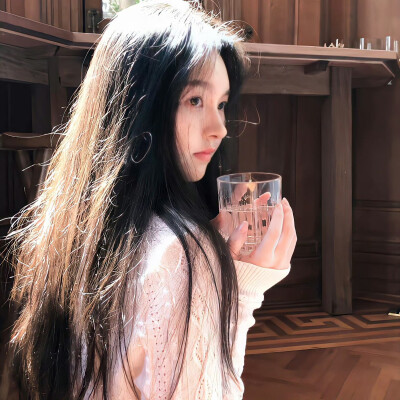 悄悄退场