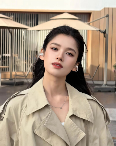 张婧仪