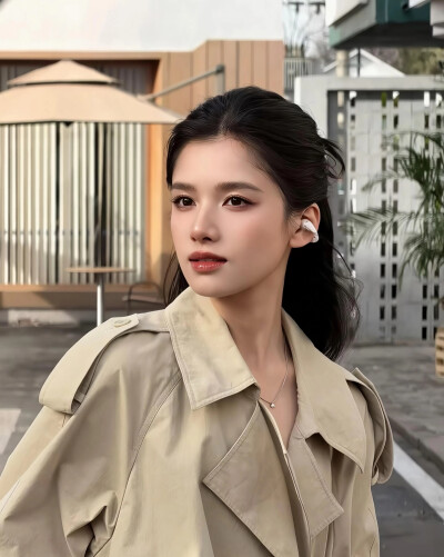 张婧仪
