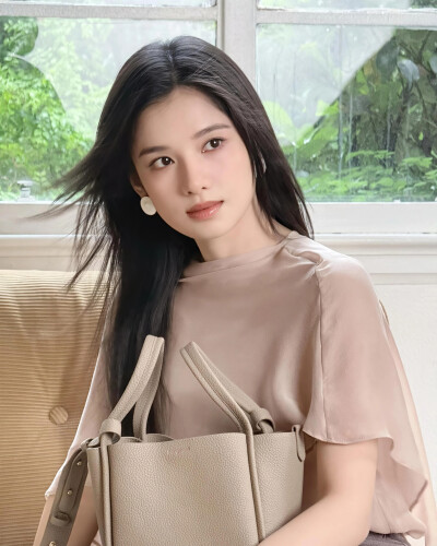 张婧仪