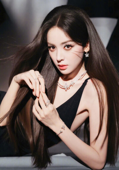 娜扎