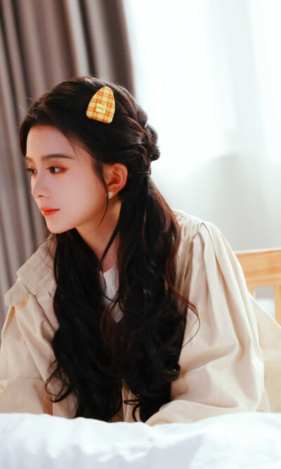 马思纯