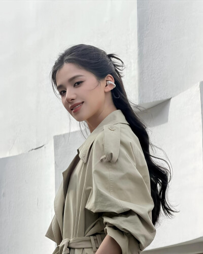 张婧仪