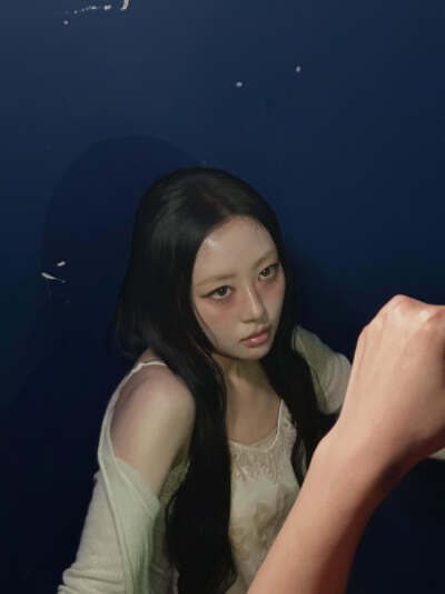 河秀映