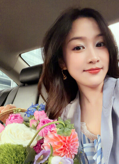 刘美含