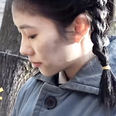 主角有人否…..huq+