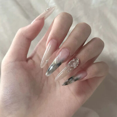 美甲