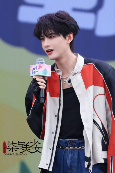 何健麒
