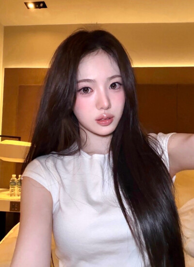 kiiikiii Sui李守彬