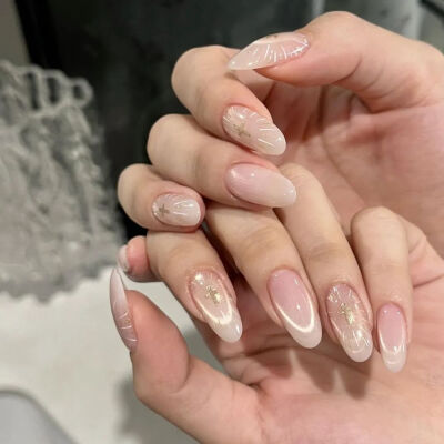 美甲