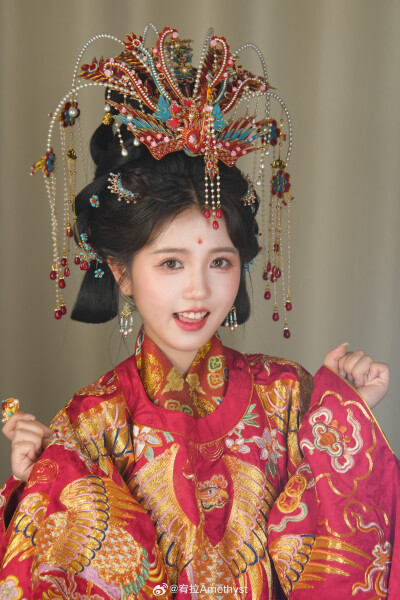 宥拉