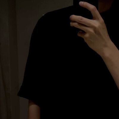 头像丨男头 成为你珍视的人好难
