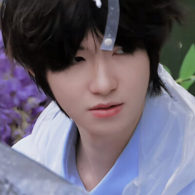 他本是一世无双 太子位沉檀凝香