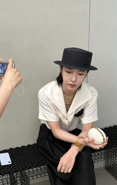 黄仁俊微博更新