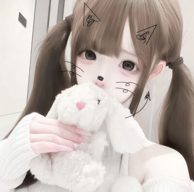 女头
喵 （ᵔ꒳ ᵔマ੭
