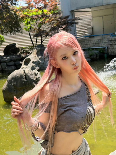 宮脇咲良INS更新