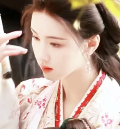 想念一位神女