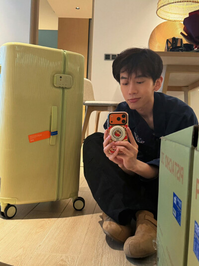 费启鸣