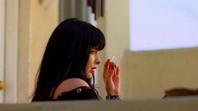 Krysten Ritter