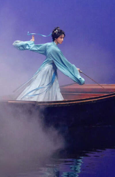 卢昱晓