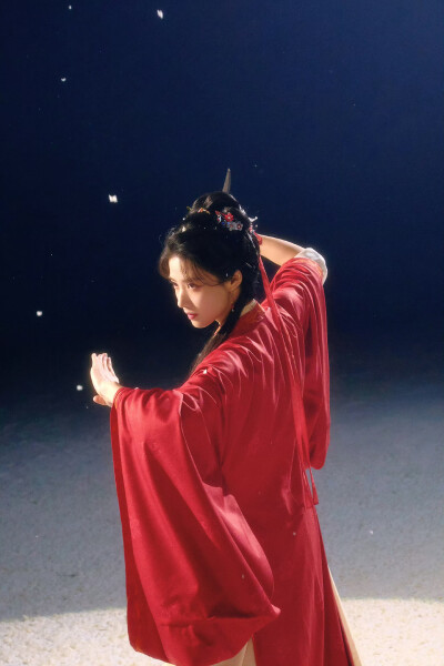 卢昱晓