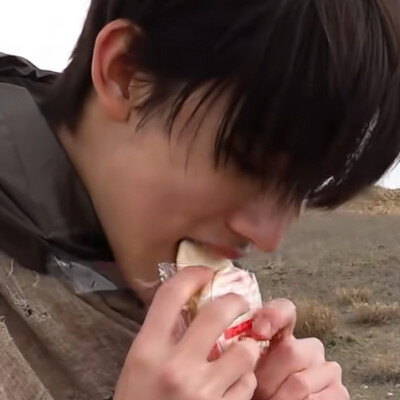 严成玹