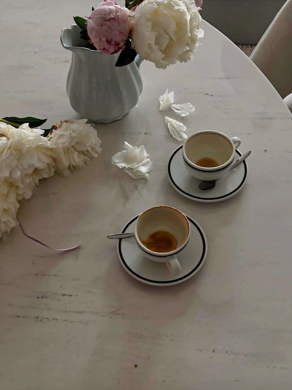 日常
Elegance lies in silence.