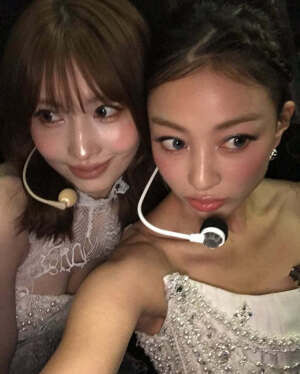 momo 朴志效