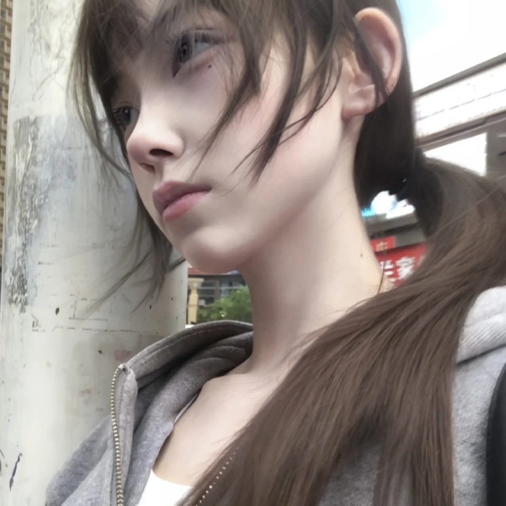 ⦁✣⦁