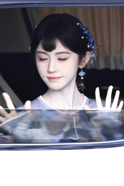 鞠婧祎