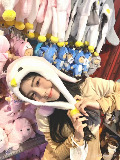 鞠婧祎