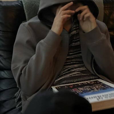 头像丨男头 时间会冲淡一切