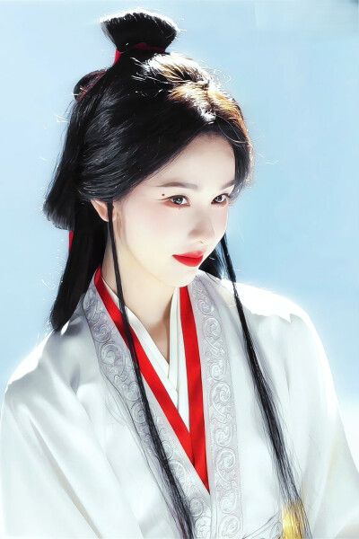 陈都灵