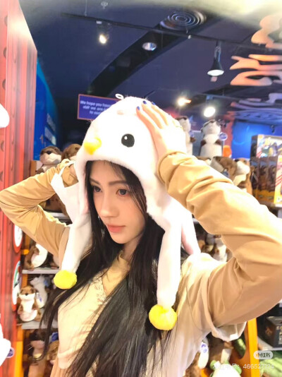 鞠婧祎