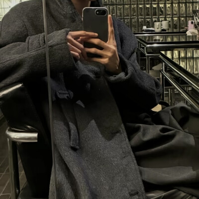 头像丨男头 时间会冲淡一切