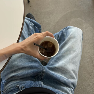 头像丨男头 时间会冲淡一切
