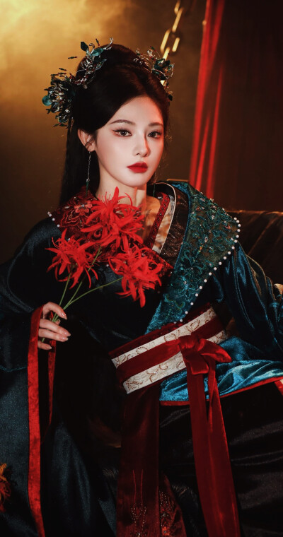 彭小苒《朝无念》朝无念