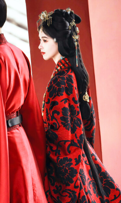 陈都灵