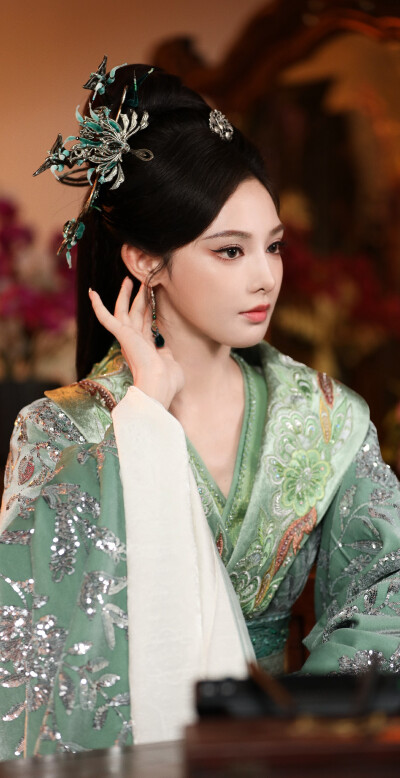 彭小苒《朝无念》朝无念