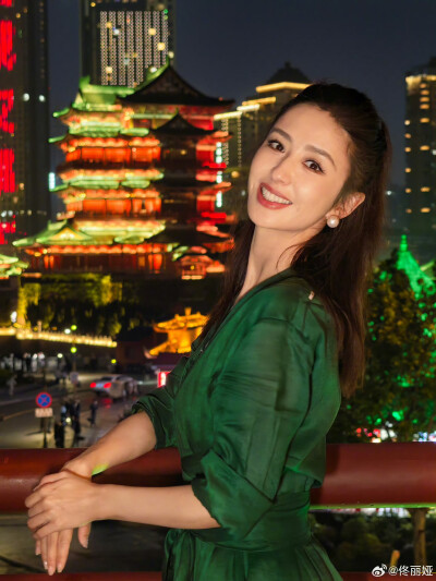 佟丽娅