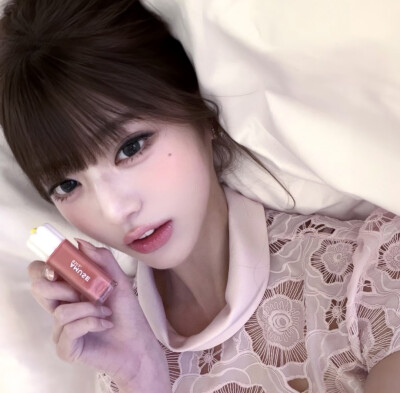 张元英