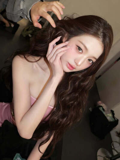 张元英 wonyoung