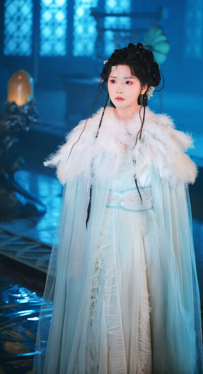王云云