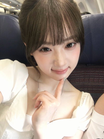 尹舒妍